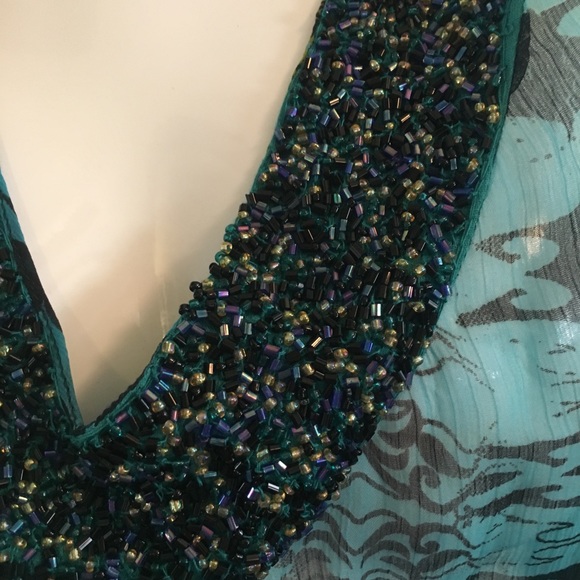 NWOT Tunic Cover Up - Picture 4 of 8